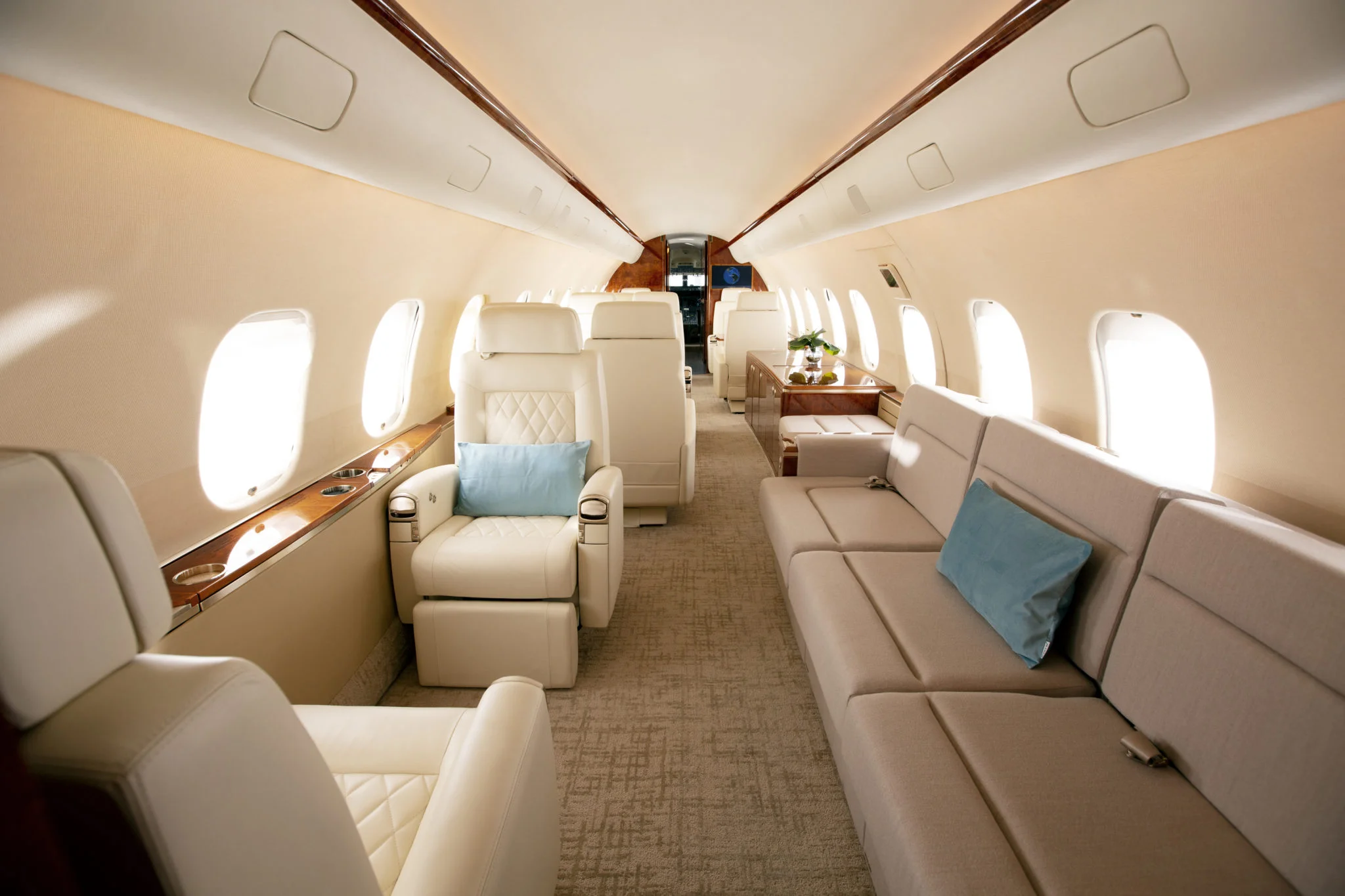 Million Air Dallas adds an Embraer Legacy 500 to their Certified Part 135 Managed Fleet